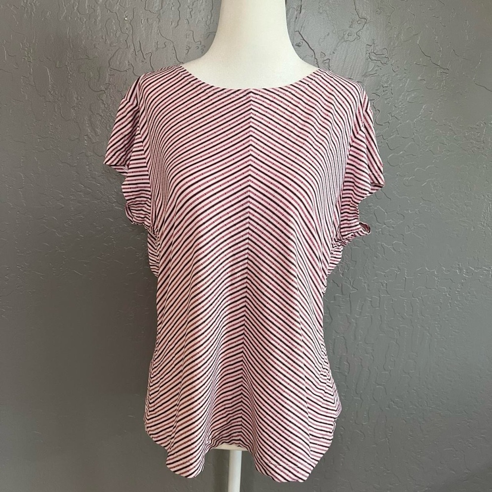 Striped red & White Women's Short Sleeve Top